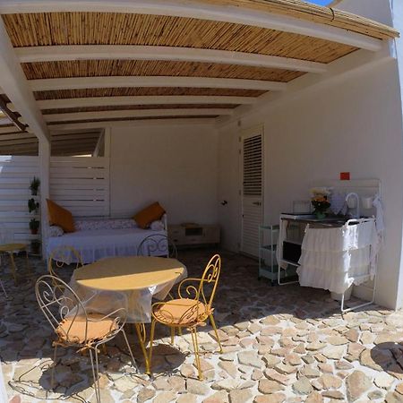 Monti Russu Natural Guest House Aglientu Exterior foto